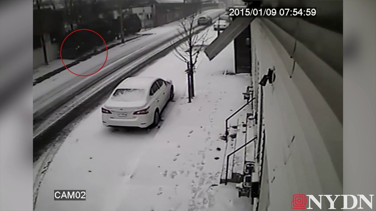 Raw: 9-year-old boy stabbed in Staten Island