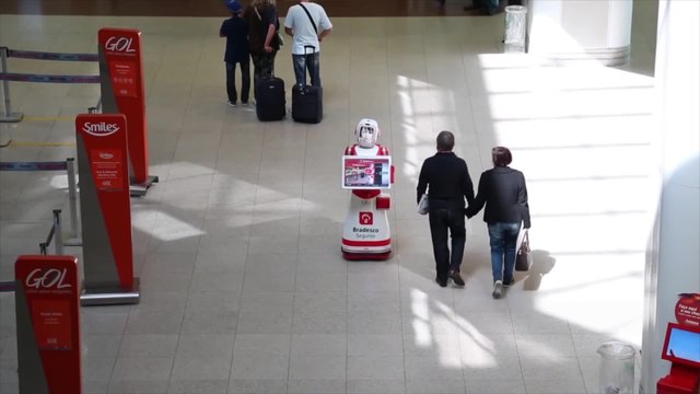 CES 2015: THE FURO-S SMART SERVICE ROBOT WANTS TO HELP YOU CATCH YOUR FLIGHT