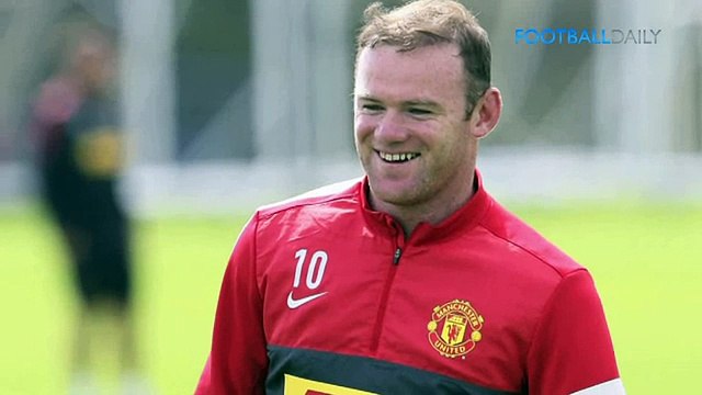 Sir Alex Ferguson hails new signing Robin van Persie