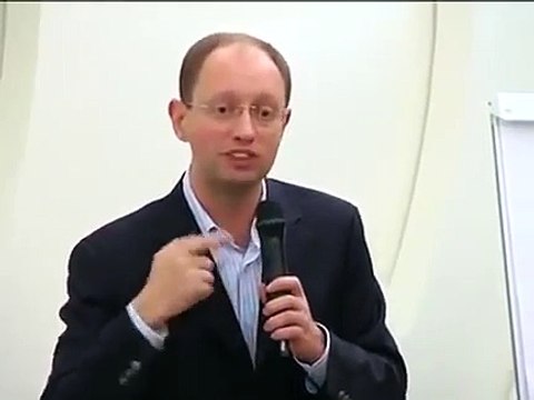 ЯЦЕНЮК- УКРАИНИЗАЦИЯ КРЫМА БЫЛА НАСИЛЬСТВЕННОЙ