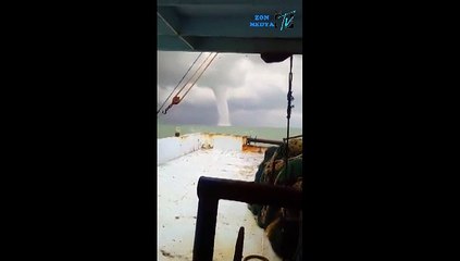 DENİZDE HORTUM DEHŞETİ