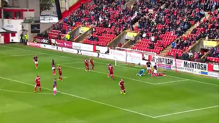 Two stunning goals as Dons defeat Thistle