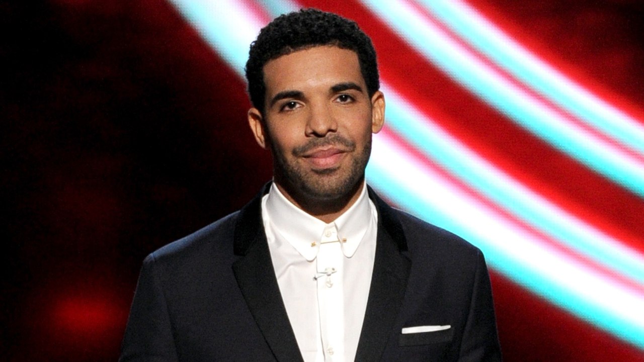 Look Inside Drake's Bedroom