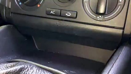 Diagnostic plug port VW Golf MK4 VAG COM