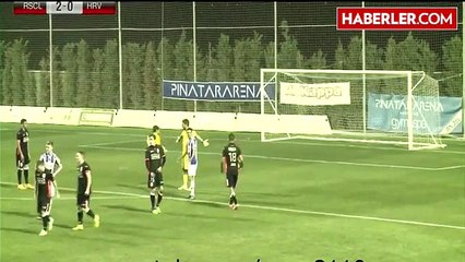 Hakemin Hatalı Kararları Çıldırttı, Futbolcular Sahayı Terk Etti