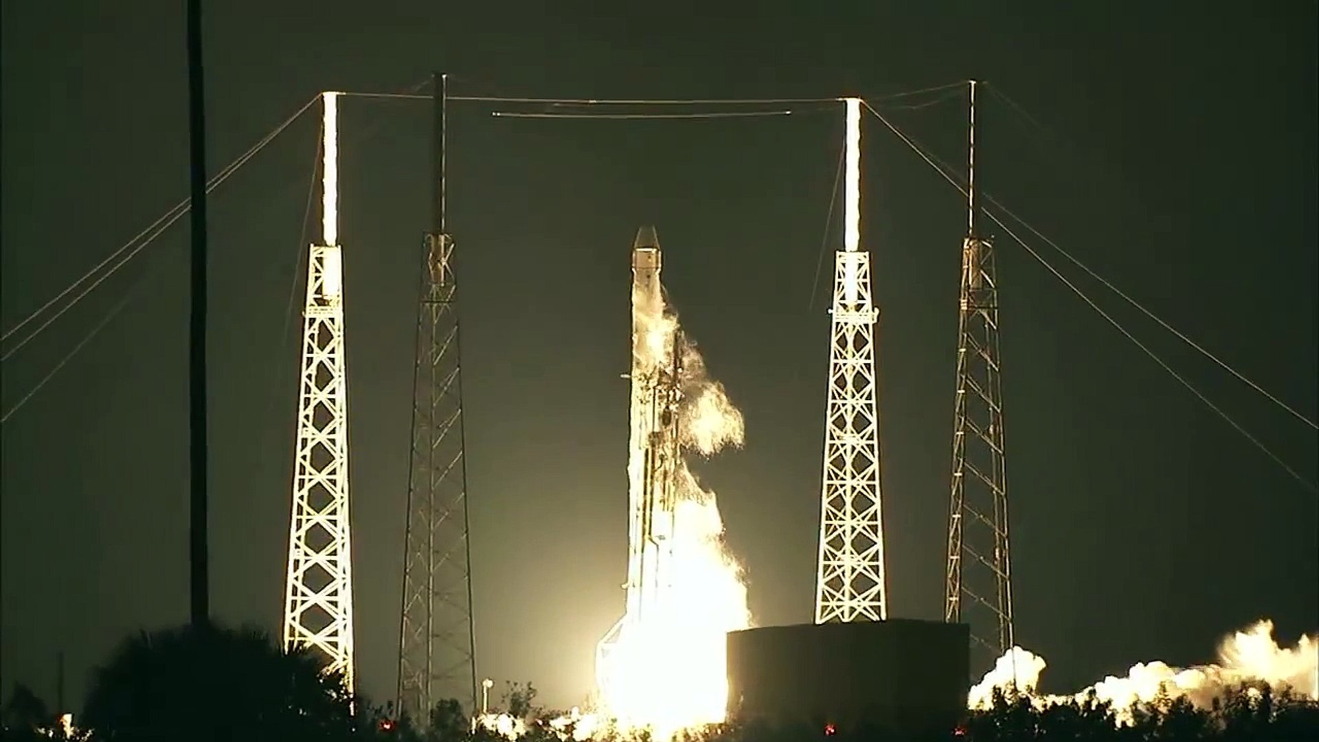 ⁣Liftoff of SpaceX CRS-5 - HD
