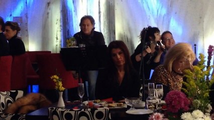 Τα εγκαίνια του Music Restaurant 'Ντάμα σπαθί' στο Κολωνάκι. Το νέο στέκι του Θόδωρου Ρουμπάνη.