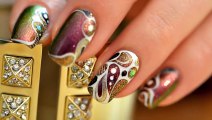 Tuto nail art abstrait de fêtes, facile et personnalisable