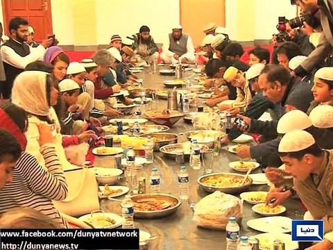 Imran Khan_ Reham Khan celebrate walima with Al Nadwa Library students