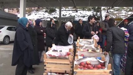 Pazarcılar, 6 Ton Sebze-meyveyi Bedava Dağıttı