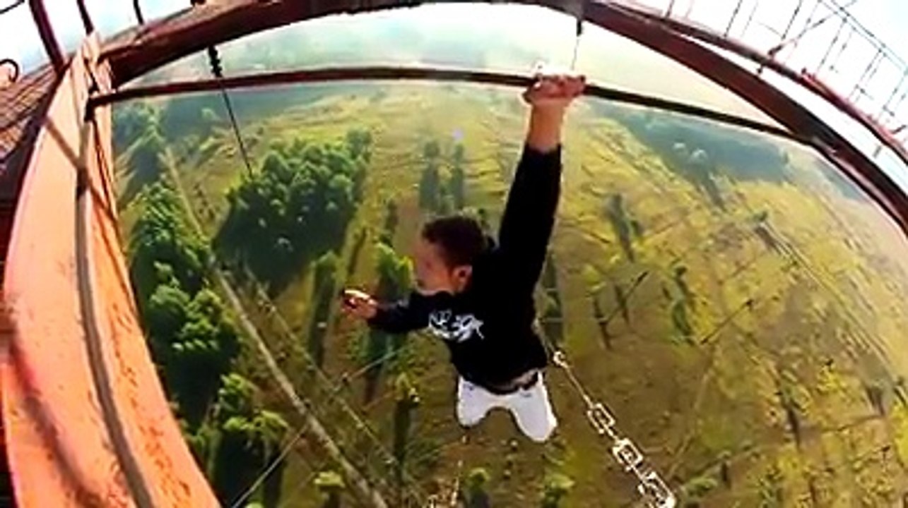 Most Dangerous Selfi in the World - Khabarnamcha