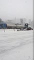 Carambolage de 150 véhicules à cause de la neige dont un camion de feu d'artifices