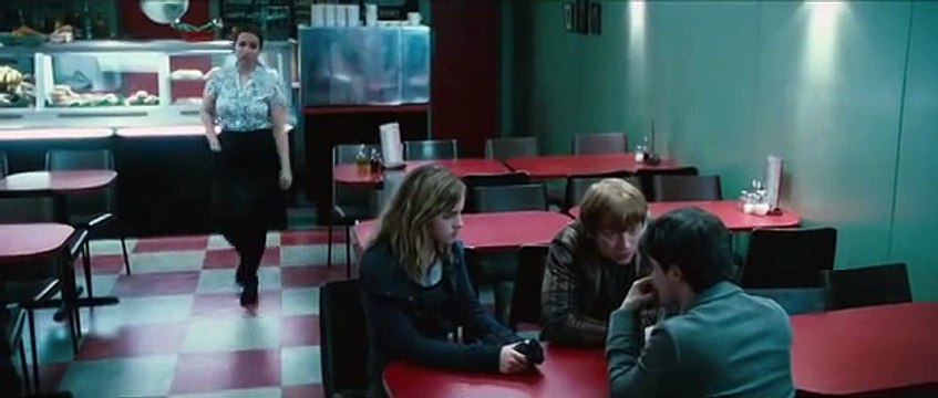 Harry Potter and the Deathly Hallows - Part 1_ Cafe Attack Scene