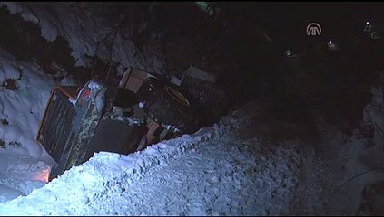 Trabzon'da HES İnşaatında Çalışan 5 İşçi Çığ Altında Kaldı