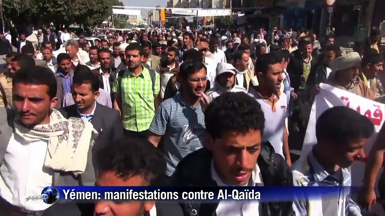 Manifestation au Yémen contre milices armées et Al-Qaïda