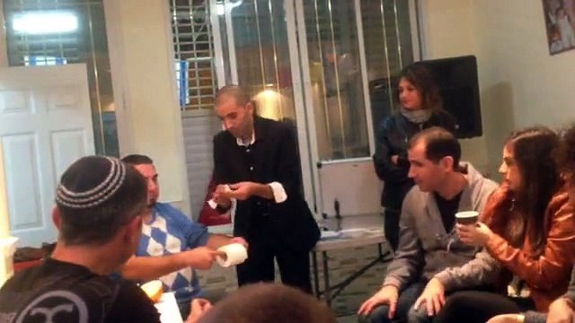 שרון בגדדי-קוסם למבוגרים, אמן חושים, קוסם לבר מצווה,קוסם ליום הולדת, מופע טלפתיה, מופע לערב גיבוש, מופע טלפתיה למסיבת עובדים, קוסם לקבלת פנים|אמן חושים למסיבת רווקות