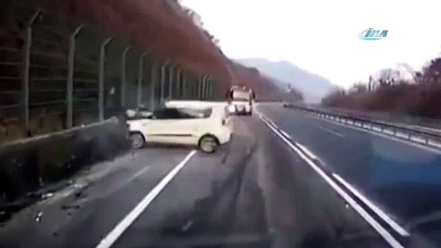 Kaza için durdular kaza kurbanı oldular