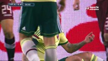 Ménez sofre pênalti e não perdoa! 1 a 0 Milan