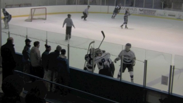 No. 1 Gonzaga rolls past No. 4 Georgetown Prep 7-2