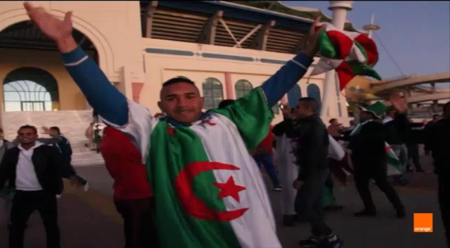 الدزيريّة يحفلوها في تونس قبل موعد مباراة الأشقاء