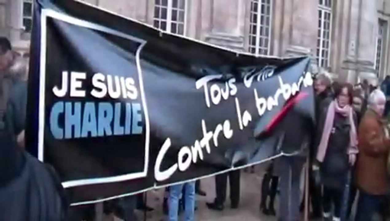 20150110-Beauvais-Charlie Hebdo : foule à la marche citoyenne et républicaine