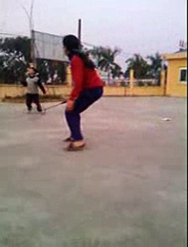 Cậu bé 5 tuổi đánh cầu lông cực đỉnh - kute