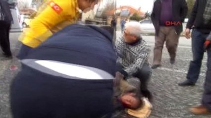 Ortaca - Hollandalı Turistin Kullandığı Minibüse Çarpan Motosikletli Yaralandı