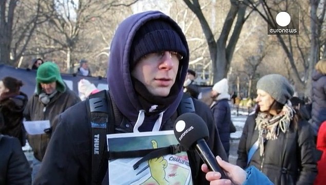 Usa, anche New York è Charlie: raduno di solidarietà alle vittime dopo gli attacchi di Parigi