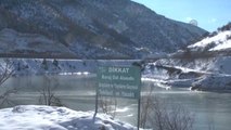 Torul Baraj Gölü'nün Yüzeyi Buz Tuttu