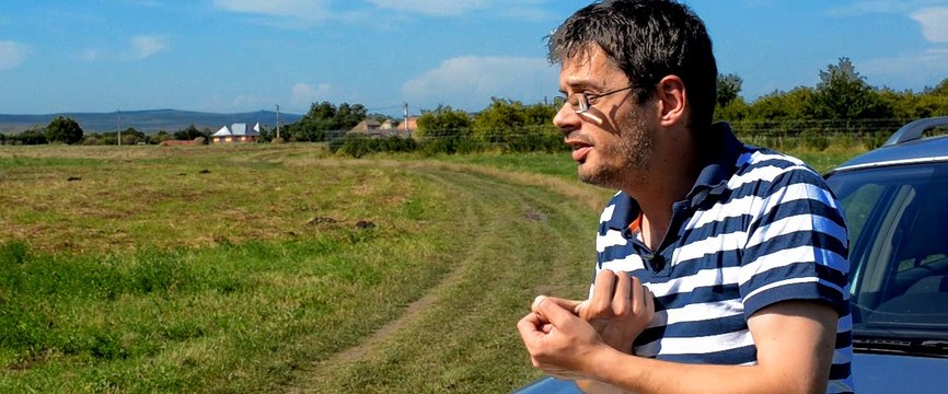 How I Hacked my Car Navigation System to Work without a GPS Antenna