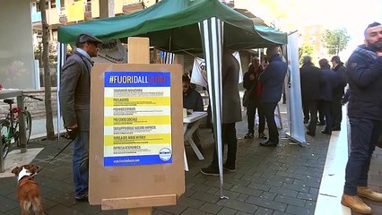 #fuoridalleuro : continua la raccolta firme ad Andria