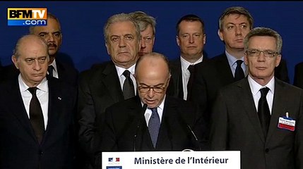 Lutte contre le terrorisme : Cazeneuve pour plus de contrôle sur "certains passagers"