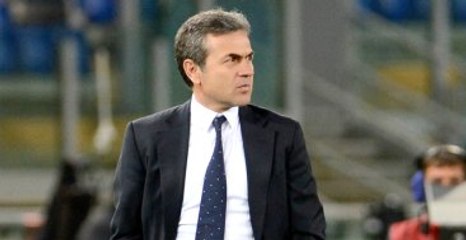 Fenerbahçe, Aykut Kocaman'ın İstediği Selçuk Şahin'i Bırakmıyor