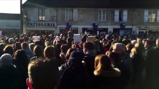 La marche blanche à Dammartin-en-Goële (Seine-et-Marne) où s'étaient retranchés les frères Kouachi