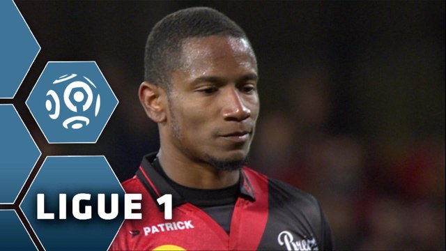 But Claudio BEAUVUE (76ème pen) / EA Guingamp - RC Lens (2-0) - (EAG - RCL) / 2014-15