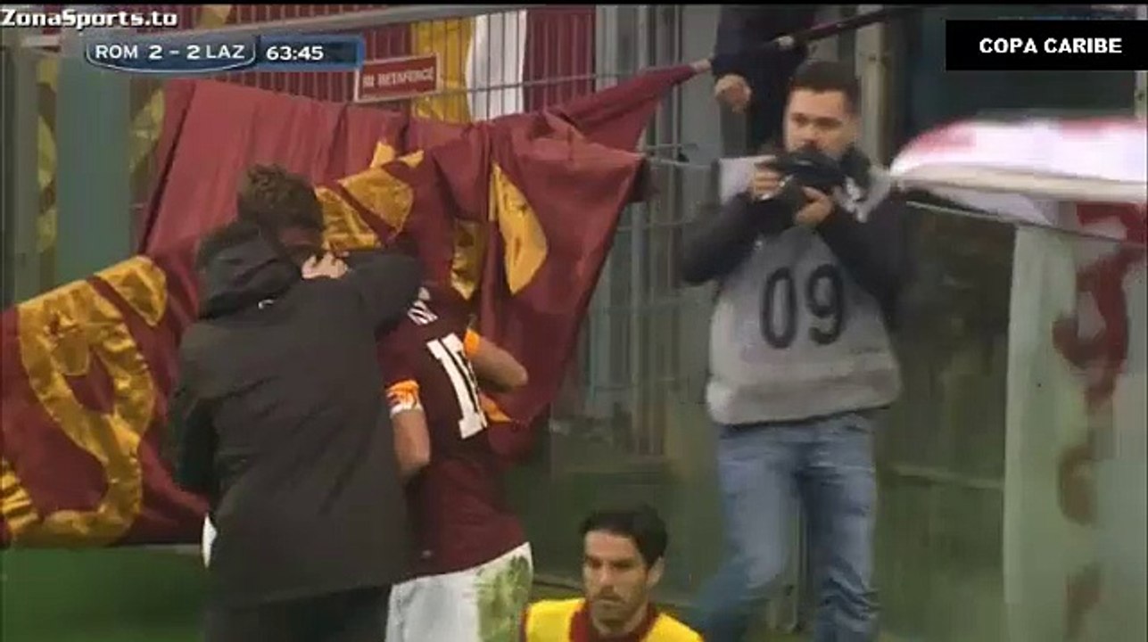 Francesco Totti Fantastic Selfie Celebration Goal