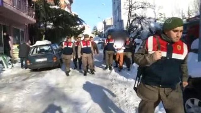 Babasını Silahla Öldürdüğü İddiasıyla Gözaltına Alınan Zanlı Tutuklandı