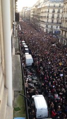 Rue de Turbigo, ancien siège de Charlie Hebdo, menant à la place de la République