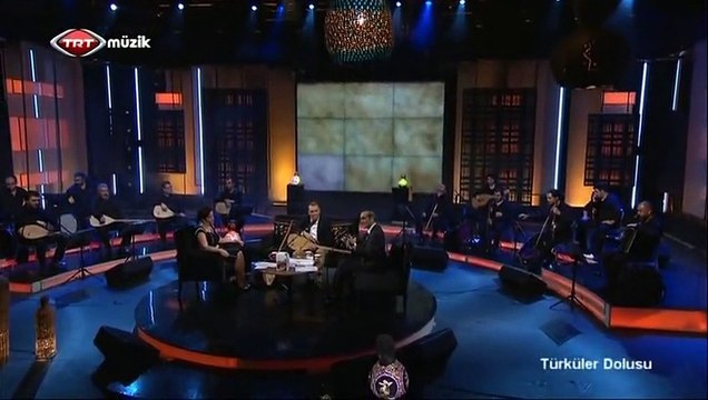 08 cengiz özkan üç güzel geliyor bağlardan beri 25.03.2013 türküler dolusu