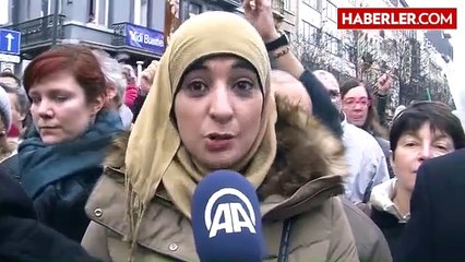 Paris'teki Terör Saldırılarını Protesto Yürürüşü