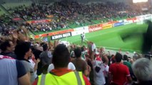 صحنه سانسور شده صدا و سیما از شادی تماشاگران ایرانی پس از گل ایران به بحرین - جام ملت های آسیا 2015‬