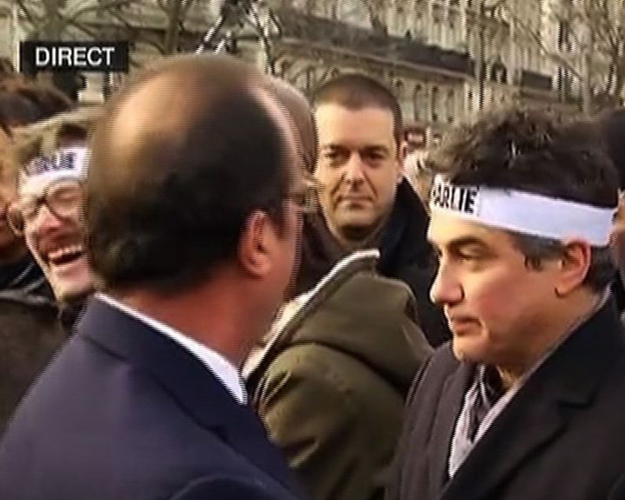 Le fou rire de "Charlie Hebdo" face à Hollande