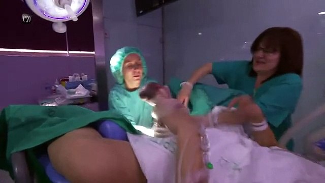 TV3 - A les, 22.30, a TV3 - Dimecres estrena de No serà fàcil amb Roger de Gràcia