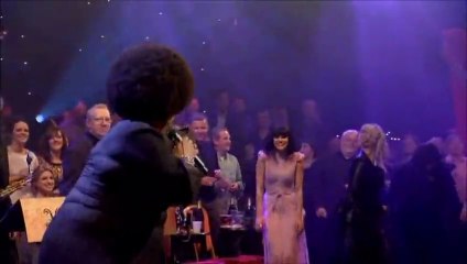 Betty Wright + Jessie J + Cyndi Lauper - Clean Up Woman - Live Jools His RB Orchestra - 2011