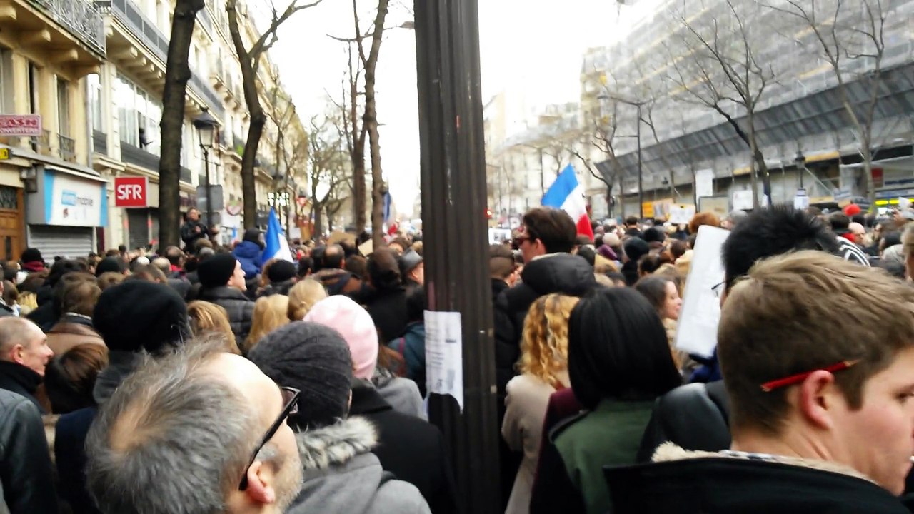 Marche républicaine : presque au niveau de la Bourse du travail...