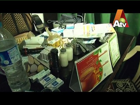 Quackery Kia Hum Dodh Ke Dhulay Hein