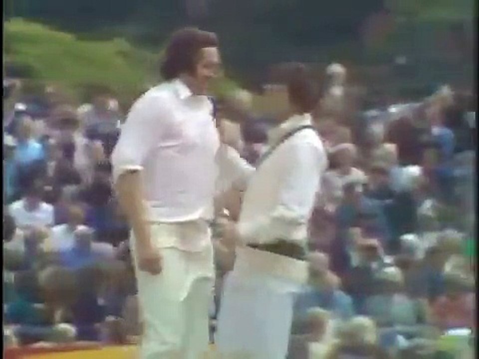 Lethal bowling by Max Walker
