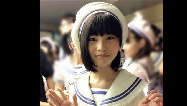 ショートカット美少女