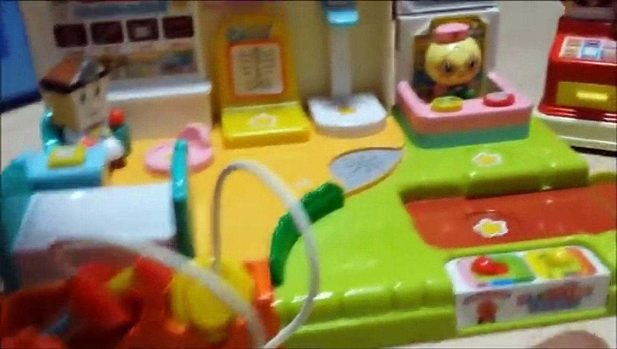 アンパンマン おもちゃ病院 げんき100ばいクリニック しょくぱんマン先生に見てもらうよ！an...