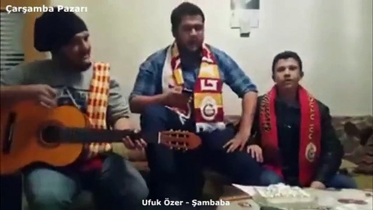 Galatasaraylı Taraftarlardan Demba Baya Şambaba Şarkısı